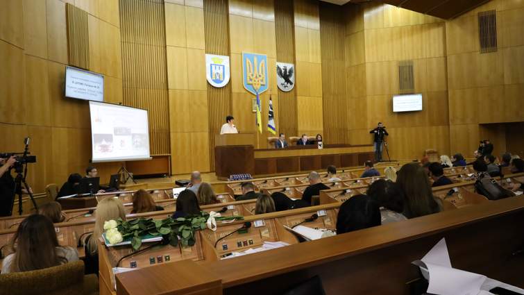 Депутати Івано-Франківська удвічі збільшили витрати на свою діяльність