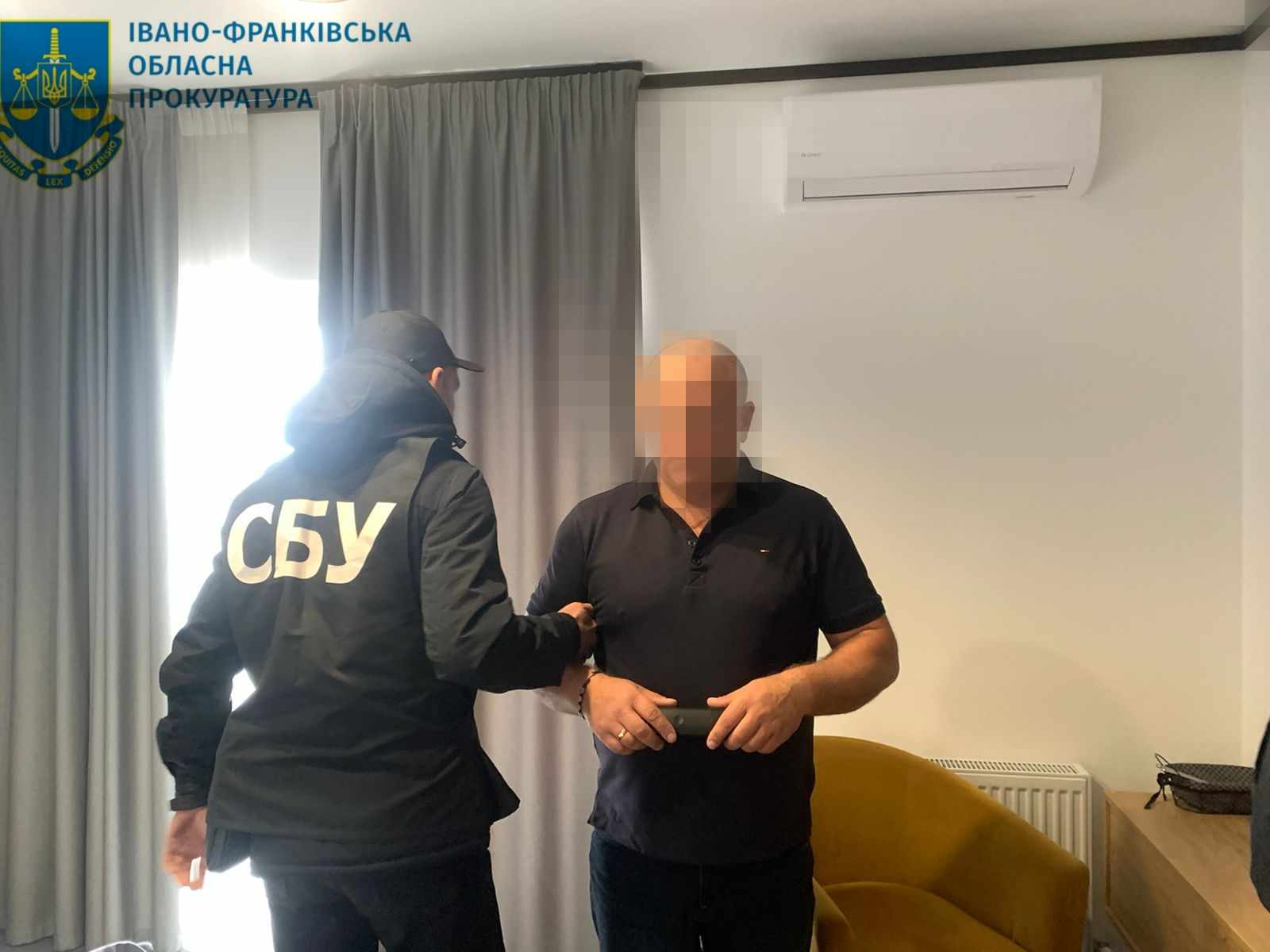 На Прикарпатті за отримання хабаря 150 тисяч гривень судитимуть службовців управління водних ресурсівНа Прикарпатті за отримання хабаря 150 тисяч гривень судитимуть службовців управління водних ресурсів