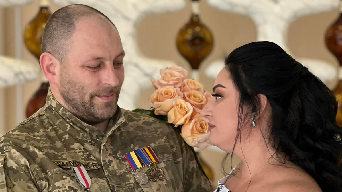 В Калуші минулоріч одружилися понад 500 молодят. Частина без присутності нареченого